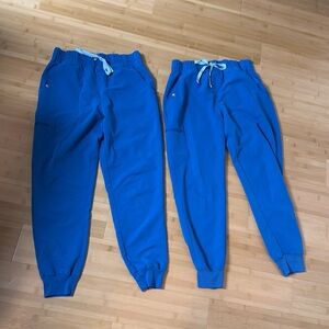 Two pairs Figs Zamora Joggers